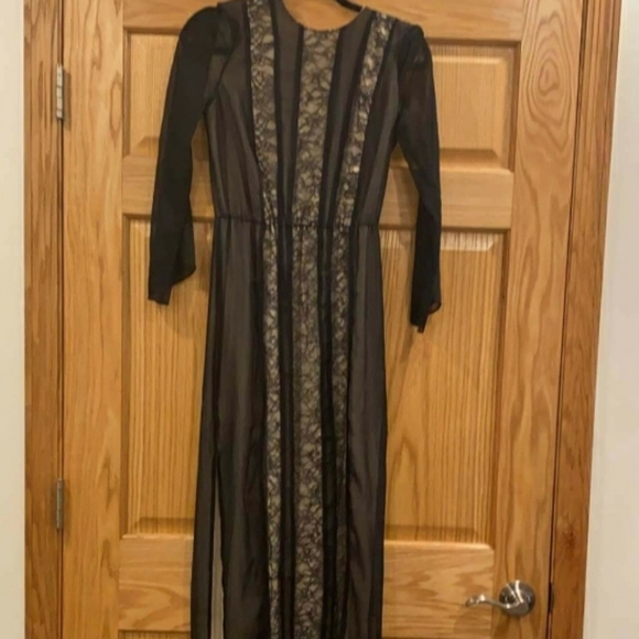 Alice+Olivia Kye Chiffon Lace-Trim Maxi Dress - Picture 5 of 16